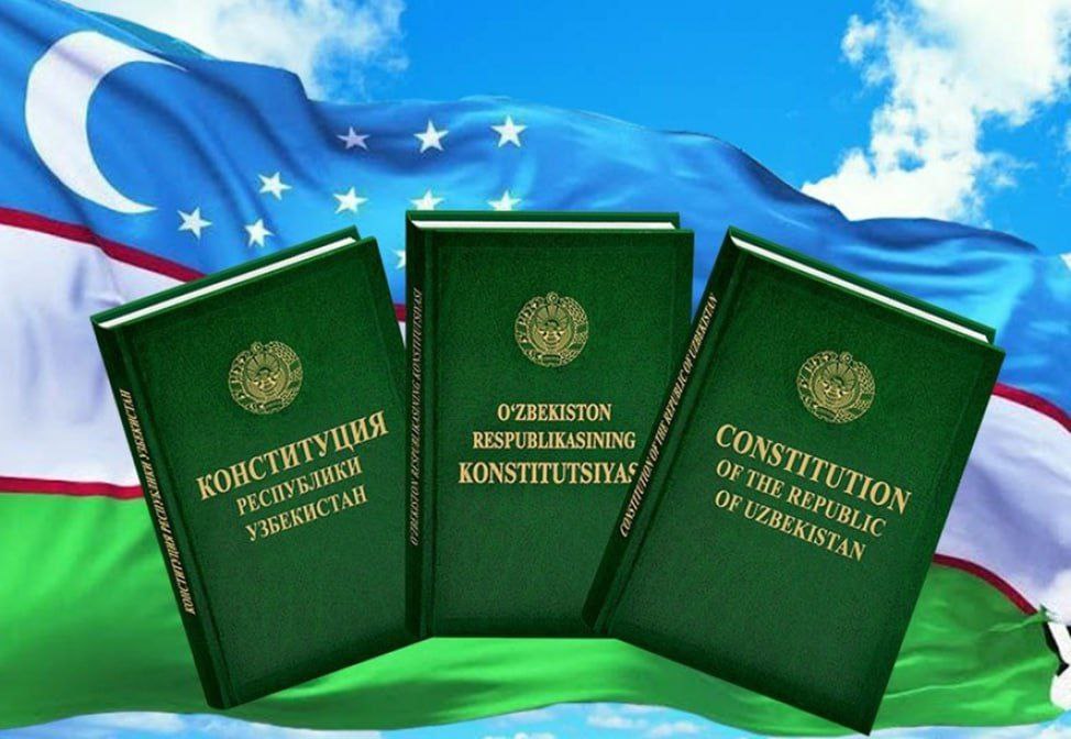 Joriy yilning 28 noyabr kuni Navoiy Innovatsiyalar Universiteti Axborot-resurs markazi xodimlari tomonidan 2023 yil 30 aprel kuni o'tkazilgan O'zbekiston Respublikasi referendumida umumxalq ovoz berish orqali qabul qilingan O'zbekiston Respublikasi Konstitutsiyasining yangi tahriri bo'yicha targ'ibot tadbiri bo'lib o'tdi. 
Tarix fani o'qituvchisi  H.Abdrahimov mavzu yuzasidan fikr-mulohazalar bildirdi.