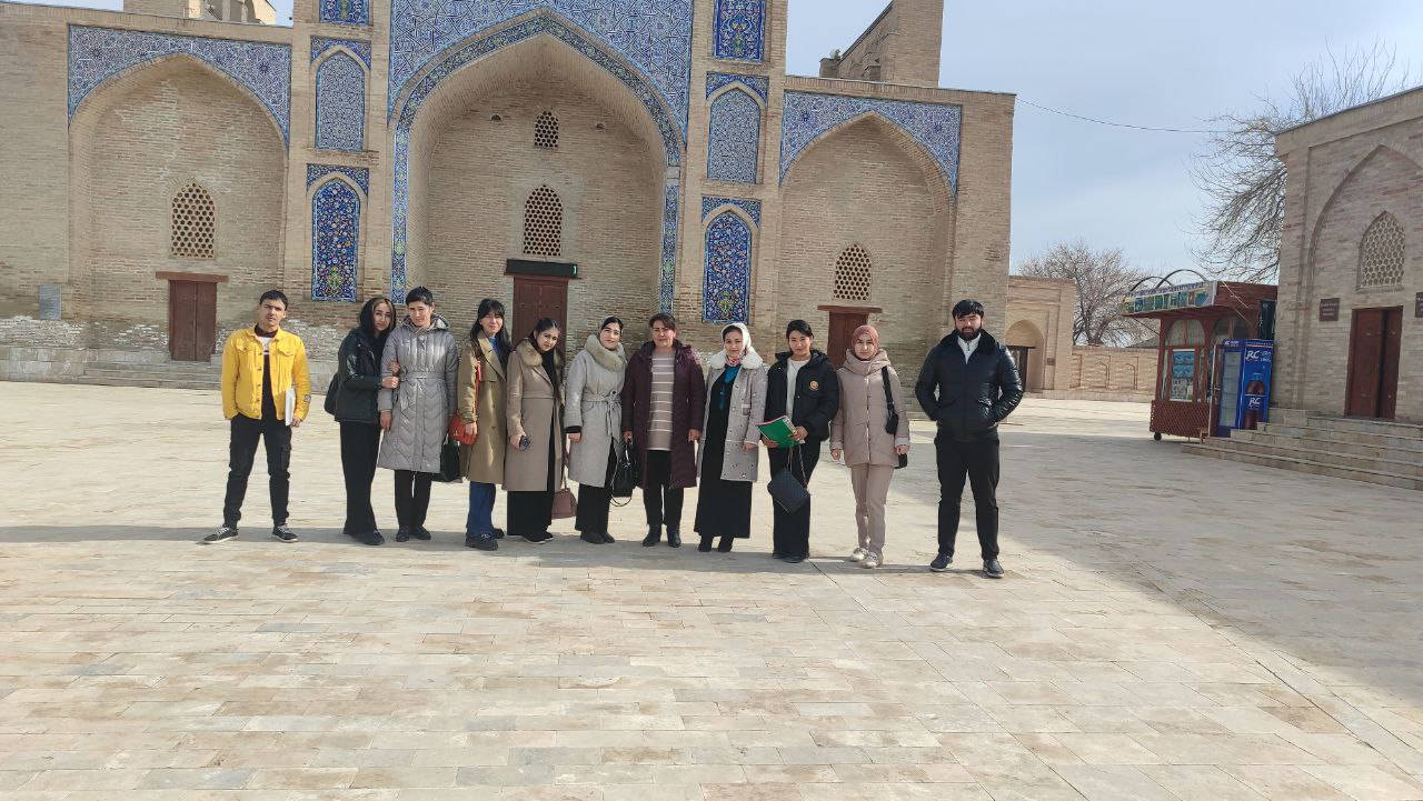 Talabalarda vatanparvarlik tuyg'usini yanada kuchaytirish, ajdodlar merosiga nisbatan faxr tuyg'usini shakllantirish, madaniy merosimizga bo'lgan muhabbatni oshirish maqsadida ''Qosim Shayx" majmuasiga sayohat uyushtirildi.