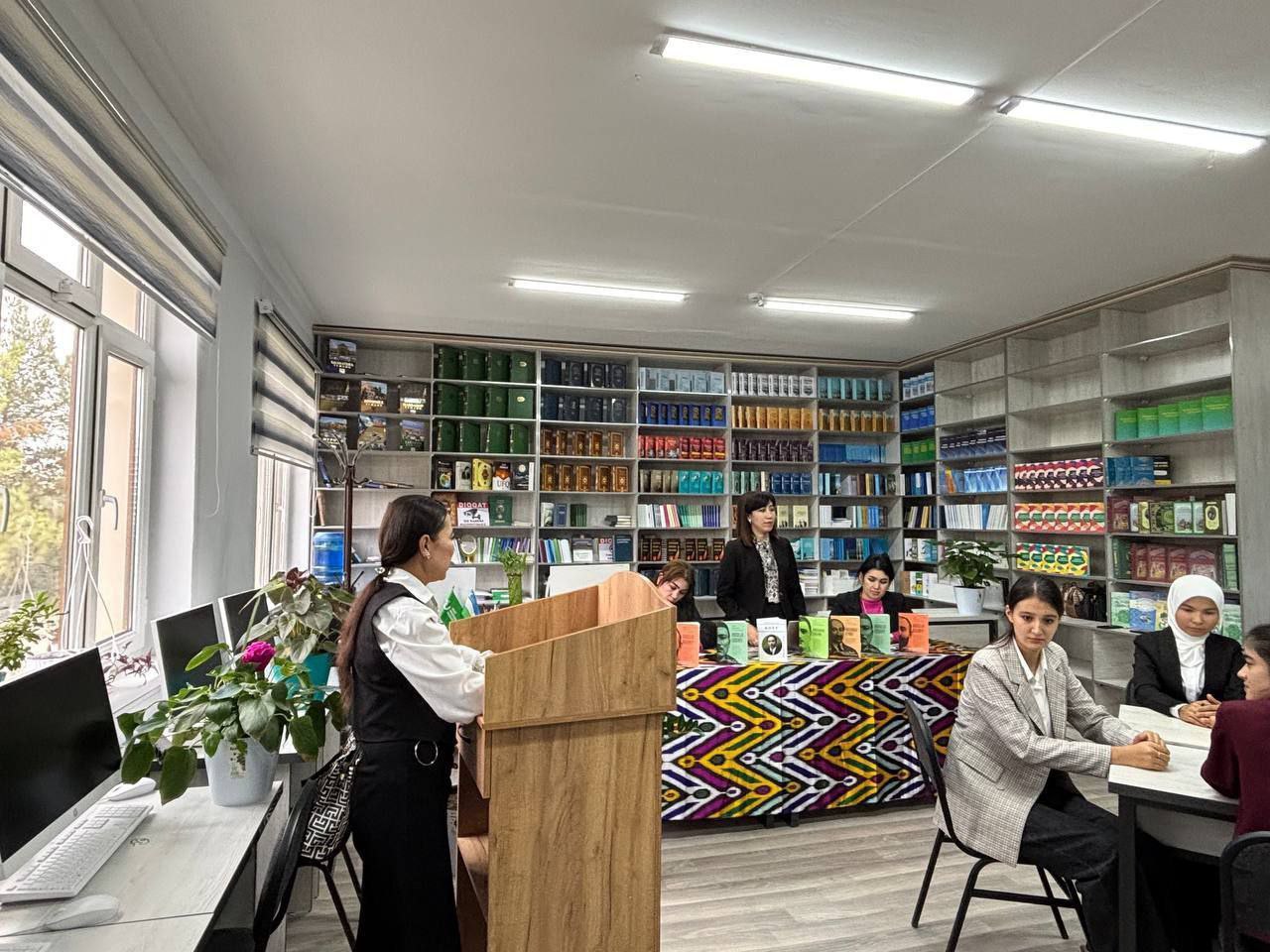 🏛 Navoiy innovatsiyalar universitetida “Yosh kitobxon” tanlovi o‘tkazildi